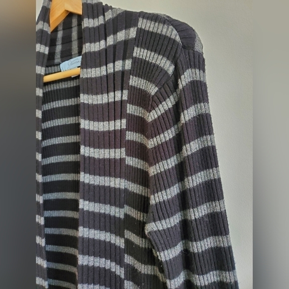 jessica black and grey ribbed cardigan. womens small (6-8) EUC - Picture 4 of 8